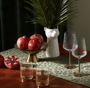 Ova ukrasna zdjela izgleda poput dizajnerskog komada, a košta samo 7 eura!