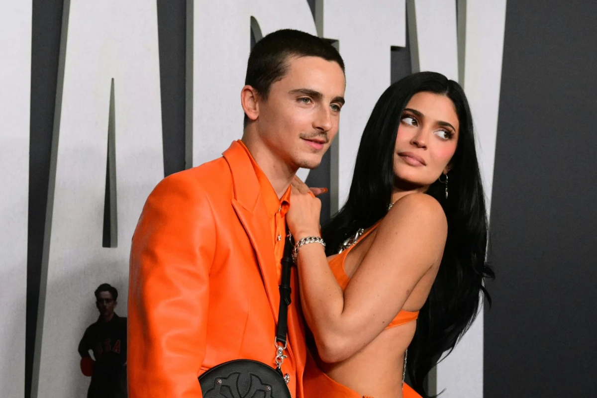 Kylie Jenner i Timothée Chalamet zablistali u usklađenim narančastim kombinacijama