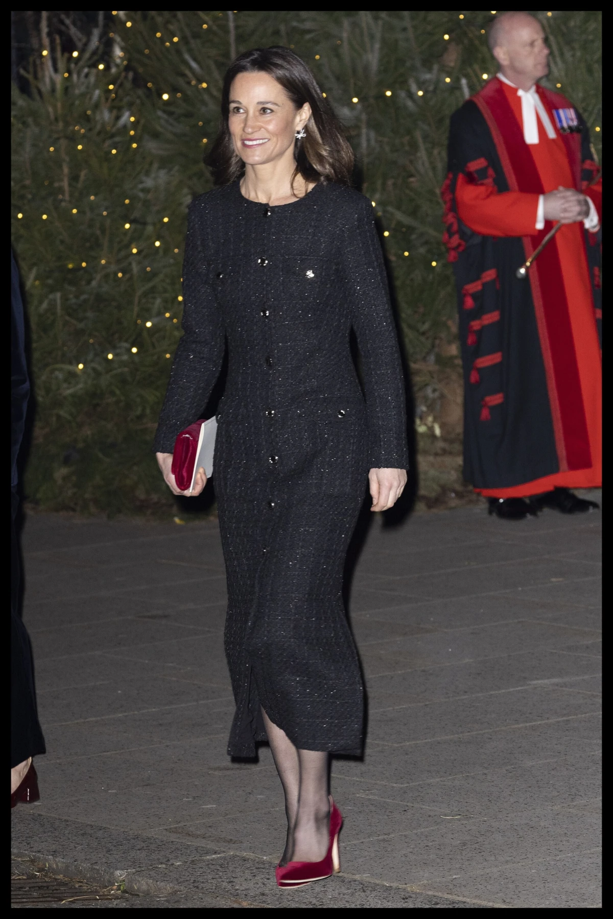 Pippa Middleton oduševila nas je svojim outfitom, a njezine bordo salonke su nam posebno privukle pažnju