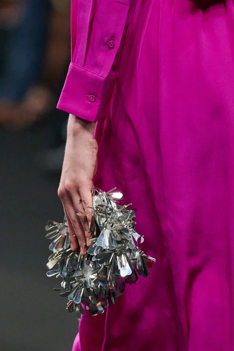 Bling, bling, bling: Torbe sa šljokicama naš su omiljeni modni dodatak u party sezoni