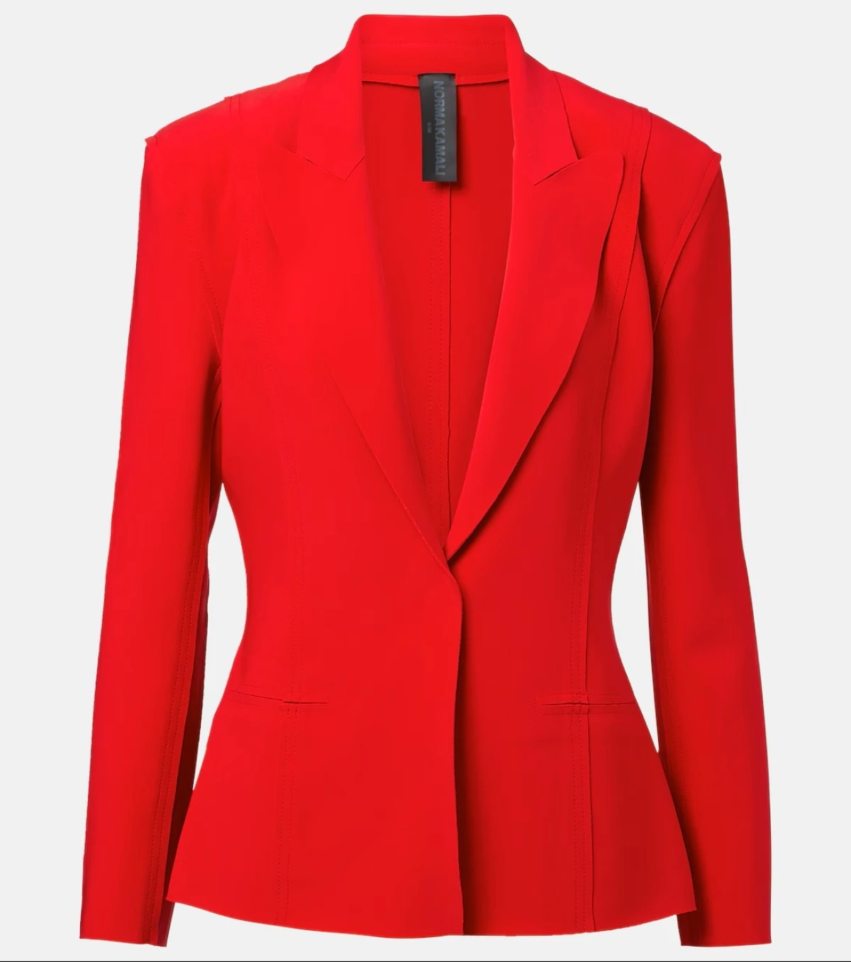 Crveni blejzeri su komad koji svaku kombinaciju podižu u trenu, a idealni su za blagdane