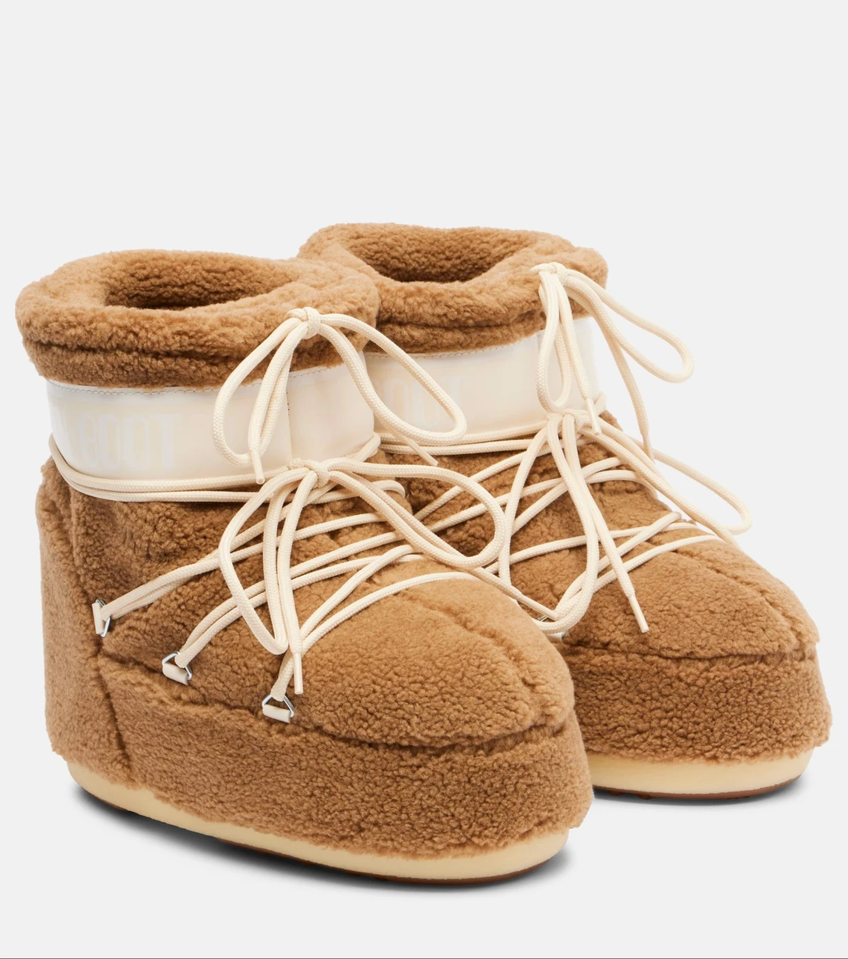 7 poklona za Božić s kojima ne možete pogriješiti ako kupujete za trendy djevojke