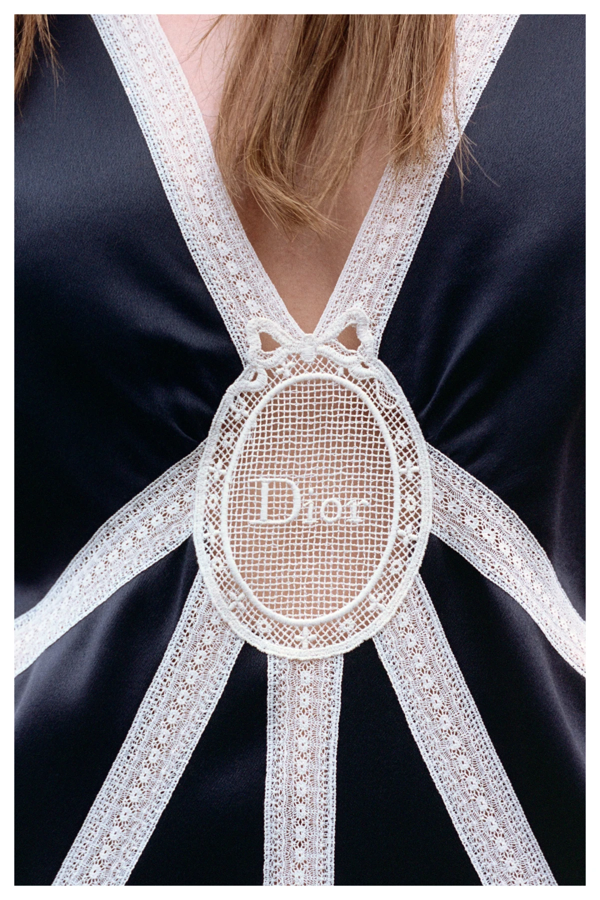 Stigla je još jedna kolekcija Jonathana Andersona za Dior i oduševljeni smo