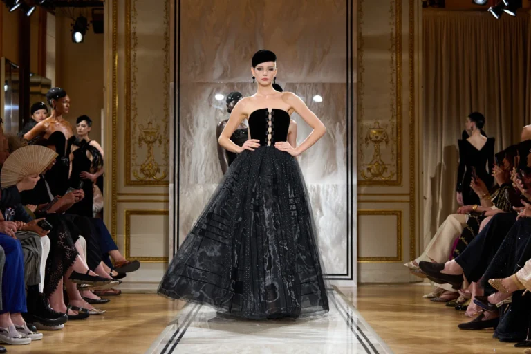 Modne revije iz 2025. koje ćemo pamtiti zauvijek | ELLE