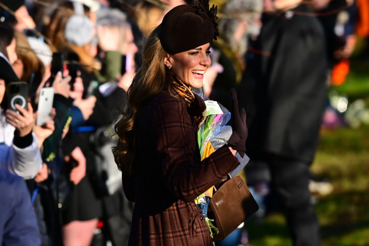 Kate Middleton nas je oduševila u svom omiljenom kaputu na božićnom obilasku Sandringhama