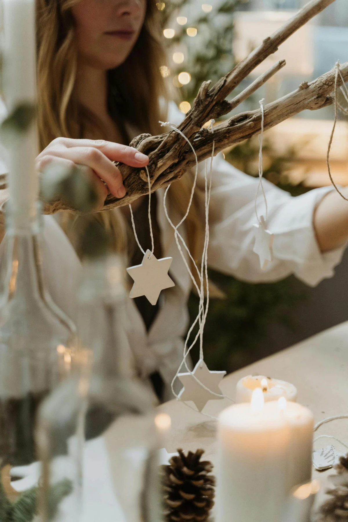 Evo kako jednostavno pospremiti božićne dekoracije uz ove DIY savjete