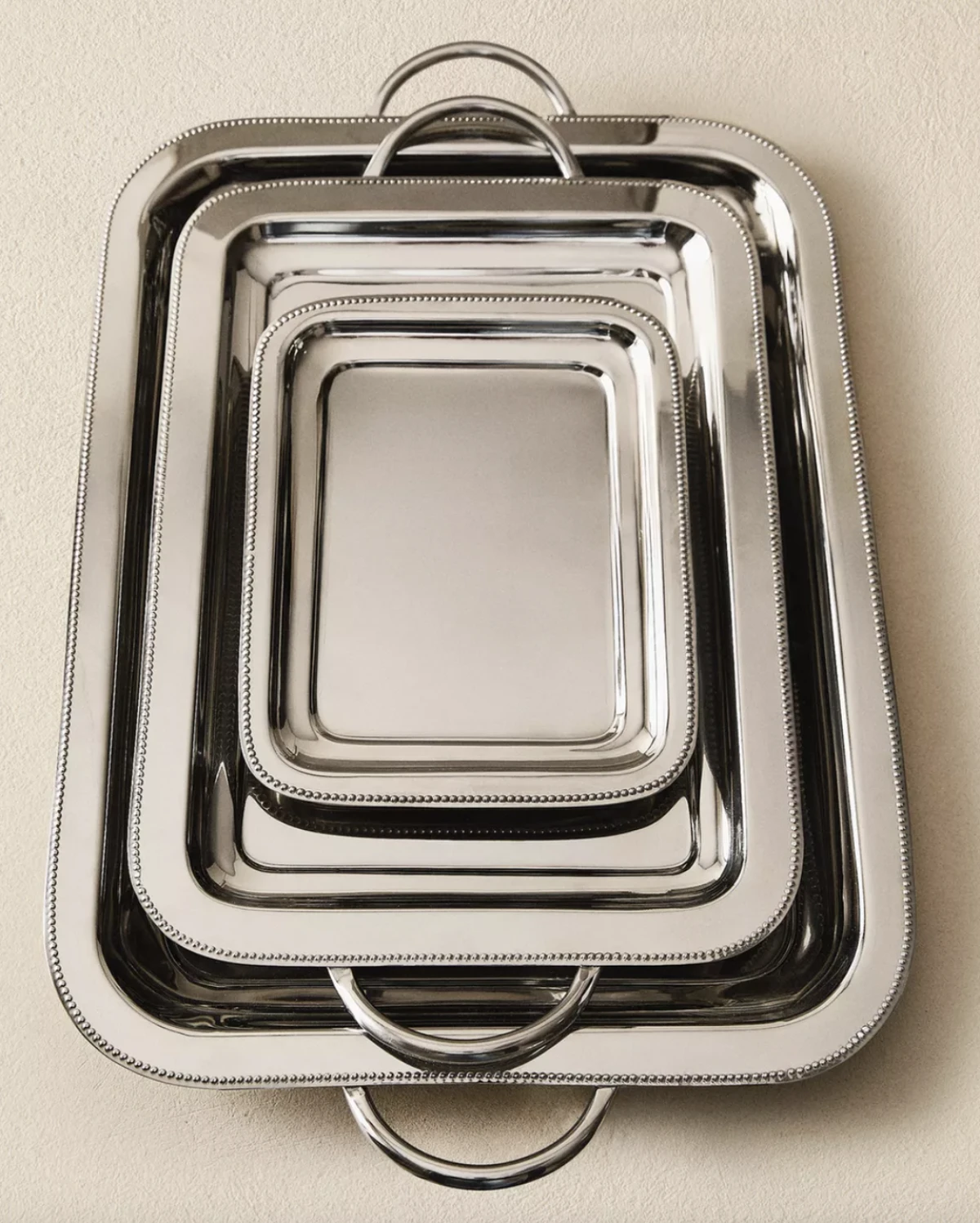 Zašto svi pričaju o metalnom posuđu iz Zara Homea? Ovo su najbolji komadi koji izgledaju skuplje nego što jesu