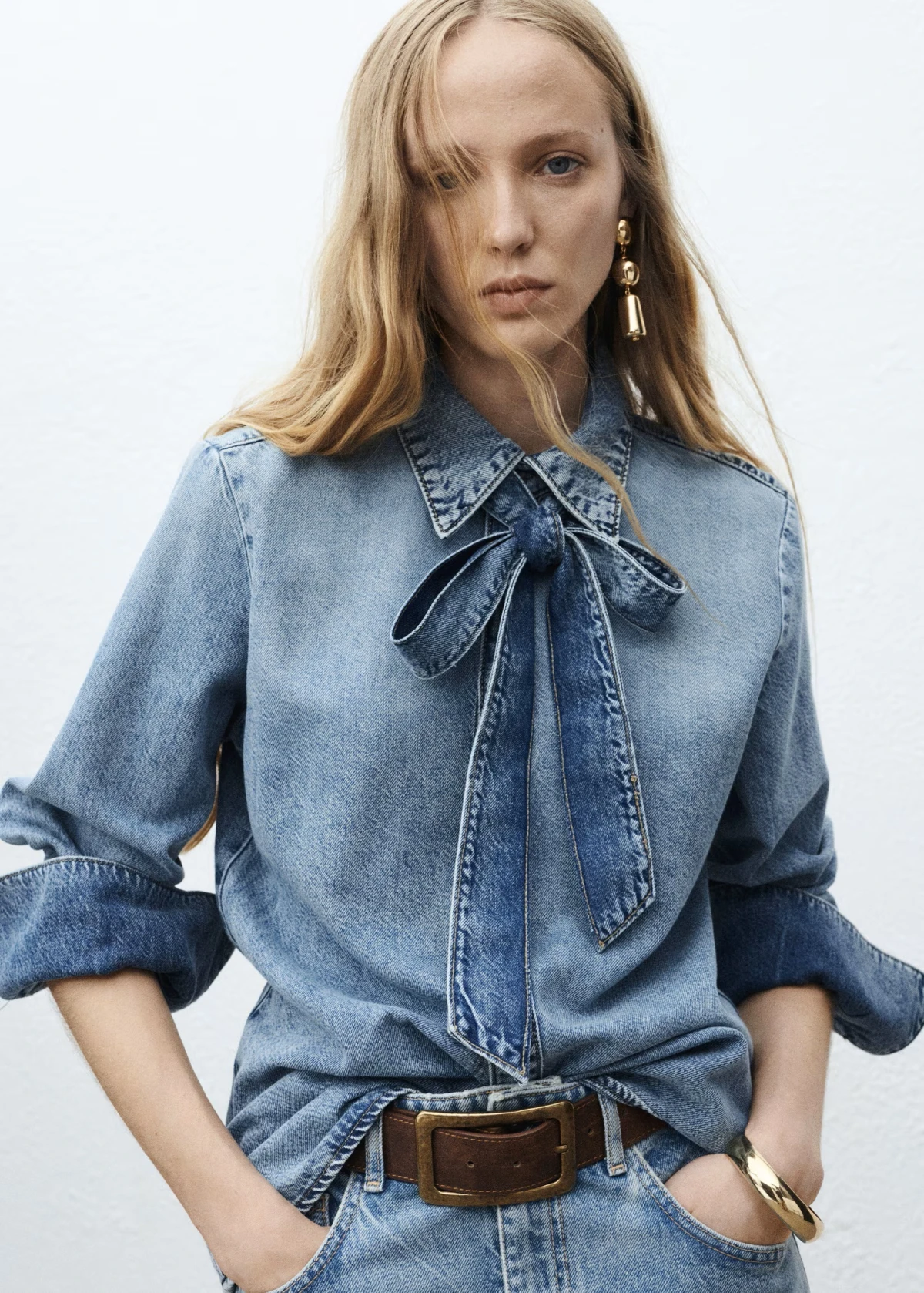 Istražili smo ponudu u novim kolekcijama i primjetili jedan model bluze kao potencijalni trend