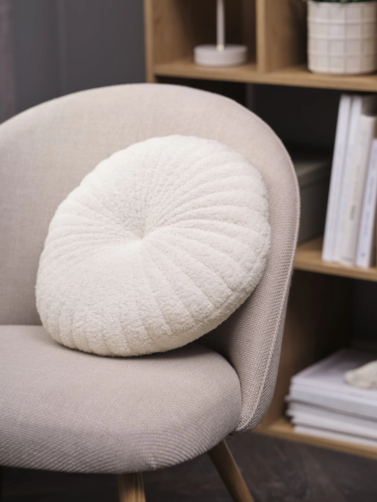 Jysk ima odličan izbor tekstila i namještaja u najpopularnijoj nijansi ove godine