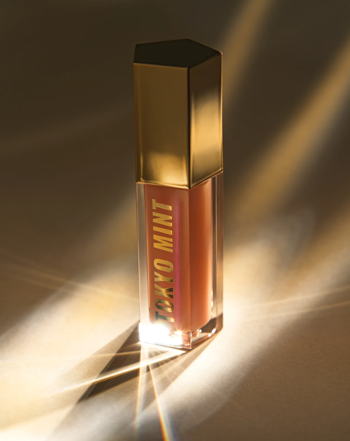 Karlo Rusan nam otkriva koja je tajna savršenog Elle Style Awards party looka!