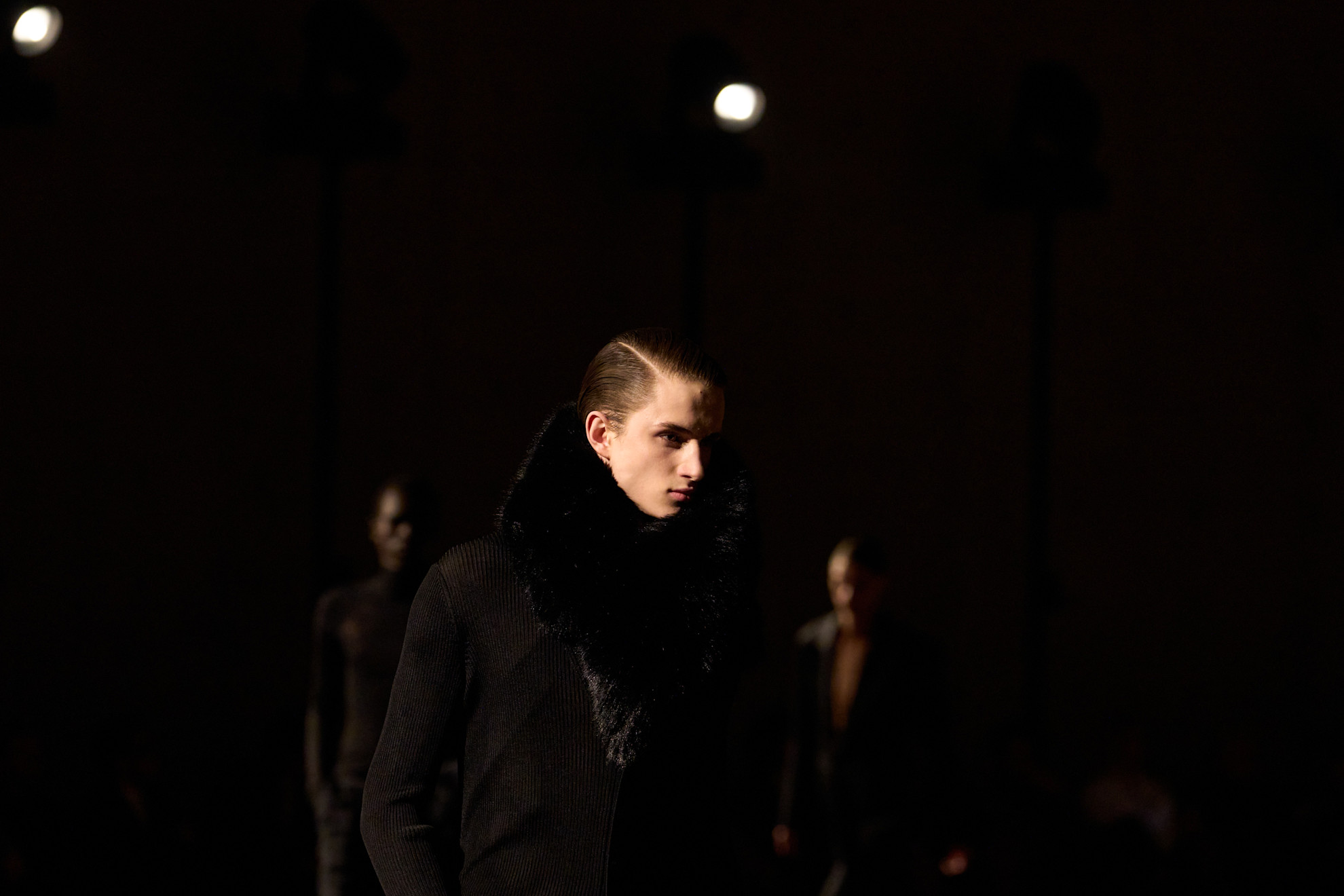 Saint Laurent nas novom kolekcijom priprema za sve rastanke u svitanje