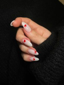 Pronašli smo savršenu manikuru za Valentinovo